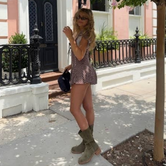 Frye Campus 12R Boots In Olive 8 NWT - Picture 10 of 15